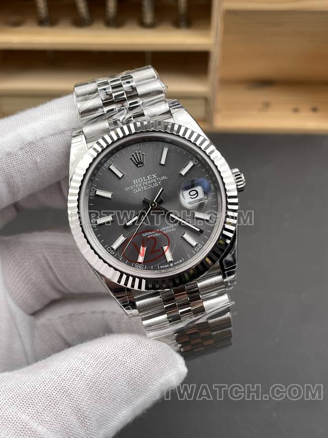 顶级复刻手表VS厂日志劳力士灰盘3235机械41mm正面实拍图