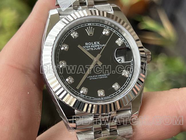 顶级复刻手表ERF厂日志劳力士黑盘3235机械41mm正面实拍图