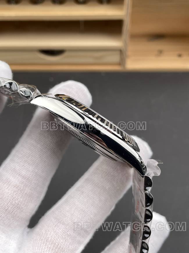 顶级复刻手表VS厂日志劳力士灰盘3235机械41mm侧面实拍图