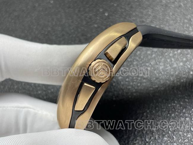 顶级复刻手表ABF厂法兰克穆勒V45黑盘玫瑰金壳皮革表带侧面实拍图