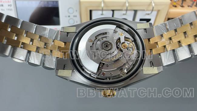 最佳复刻手表日志VS厂劳力士白盘3235机械41mm背面实拍图