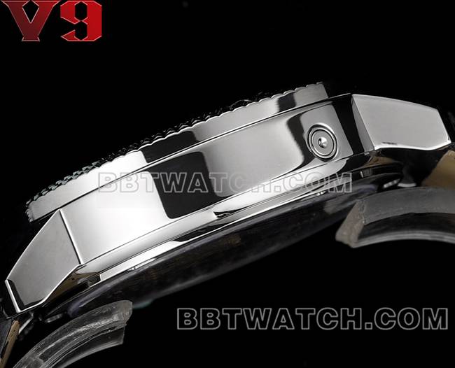 最优复刻手表复杂功能时计V9厂百达翡丽黑盘皮革表带侧面实拍图