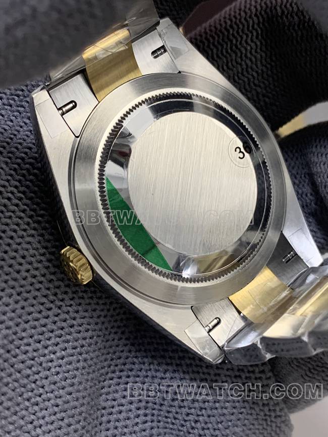 VS厂顶级复刻手表日志劳力士黑盘3235机械41mm背面实拍图