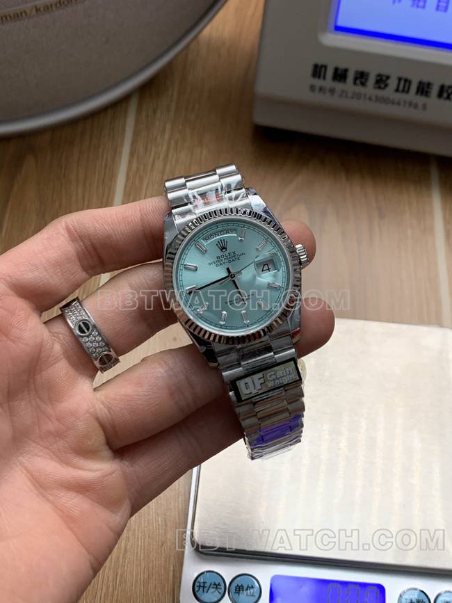 超级克隆手表QF厂星期日历劳力士冰蓝盘2836机械36mm正面实拍图