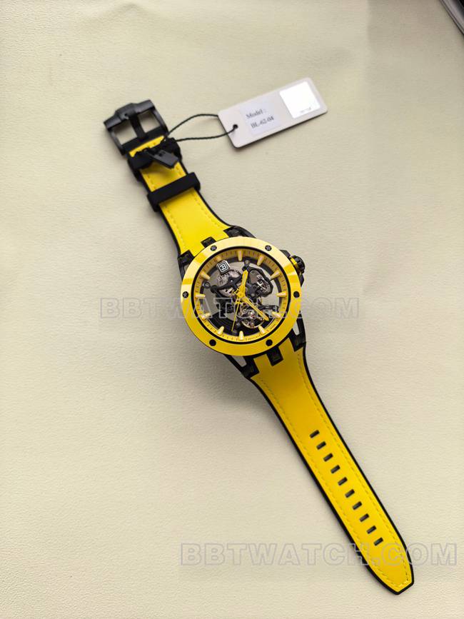 顶级复刻手表宾利BL-62巅峰黄色橡胶表带正面实拍图
