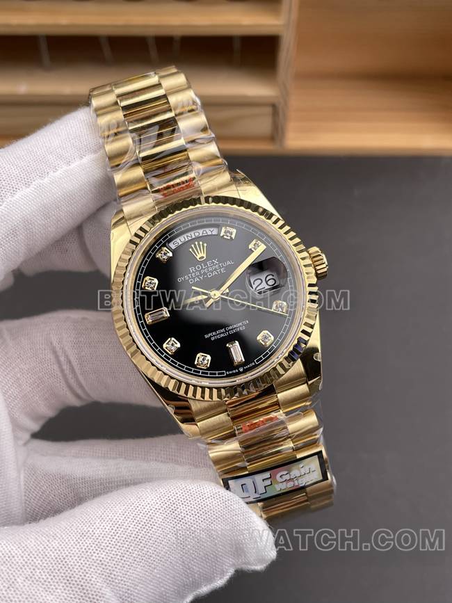 顶级复刻手表QF厂星期日历劳力士黑盘黄金2836机械36mm正面实拍图
