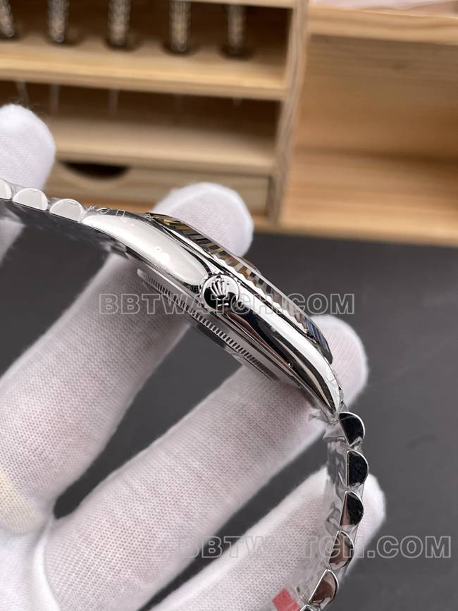 最优复刻手表VS厂日志劳力士黑盘3235机械41mm侧面实拍图