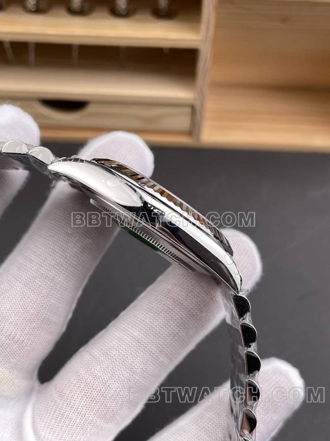 最优复刻手表VS厂日志劳力士黑盘3235机械41mm侧面实拍图