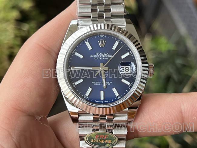 最佳复刻手表ERF厂日志劳力士蓝盘3235机械41mm正面实拍图