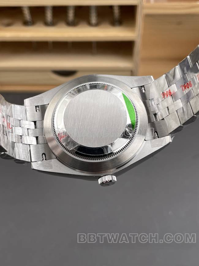 1:1复刻手表VS厂日志劳力士银盘3235机械41mm背面实拍图