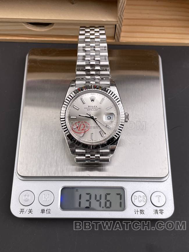 1:1复刻手表VS厂日志劳力士银盘3235机械41mm重量实拍图
