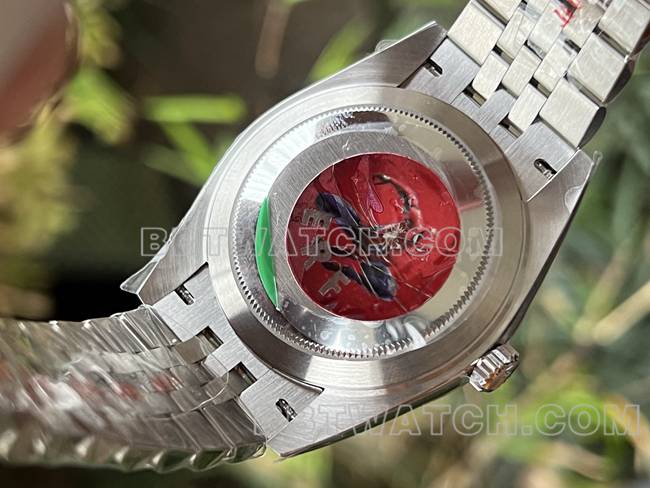 最优复刻手表ERF厂劳力士日志绿盘3235机械41mm背面实拍图