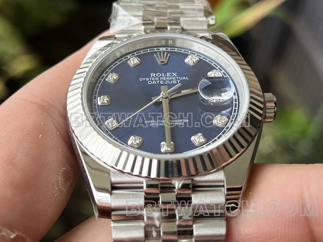 顶级复刻手表ERF厂劳力士日志蓝盘3235机械41mm正面实拍图