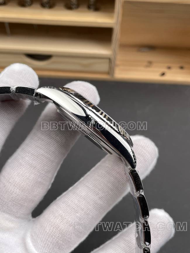 最佳复刻手表VS厂日志劳力士蓝盘3235机械41mm侧面实拍图