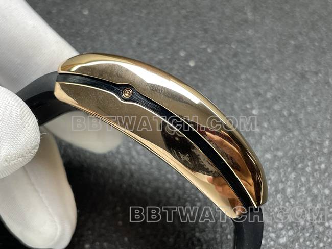 1:1复刻手表法兰克穆勒ABF厂V45黑盘金壳皮革表带侧面实拍图