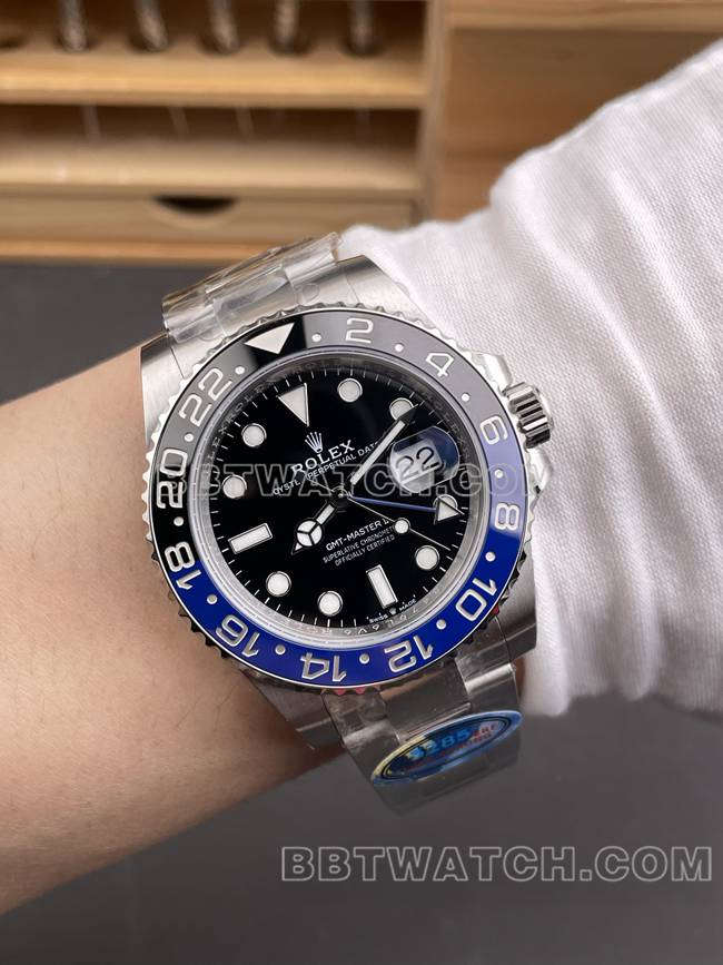 1:1复刻手表ERF厂格林尼治劳力士黑盘蓝黑圈3285机械佩戴实拍图