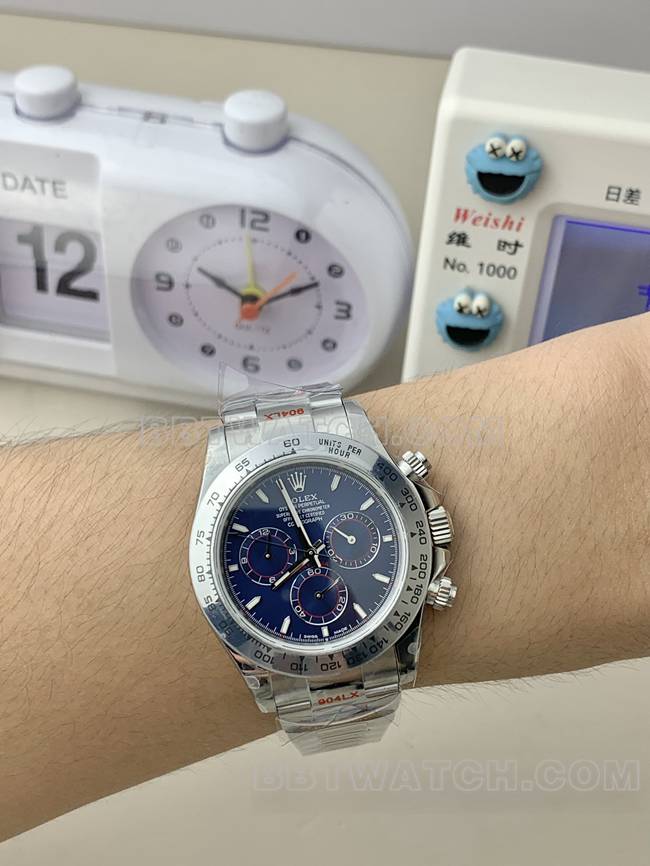 QF厂顶级复刻手表迪通拿劳力士蓝盘4131机械佩戴实拍图