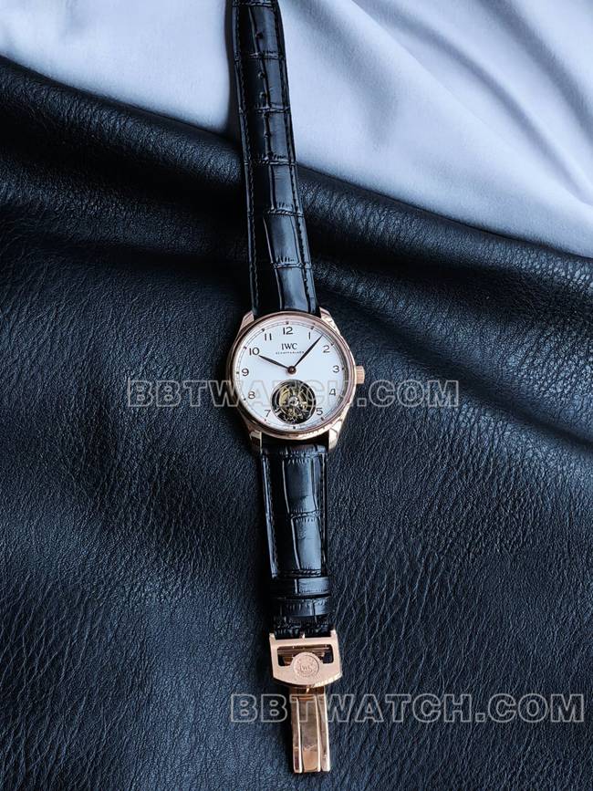 最优复刻手表TUR厂万国葡萄牙玫瑰金白盘陀飞轮正面实拍图