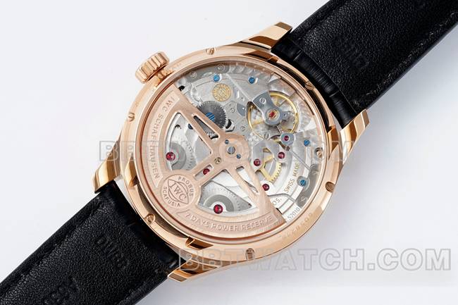 顶级复刻手表葡萄牙APS厂万国万年历白盘玫瑰金背面实拍图