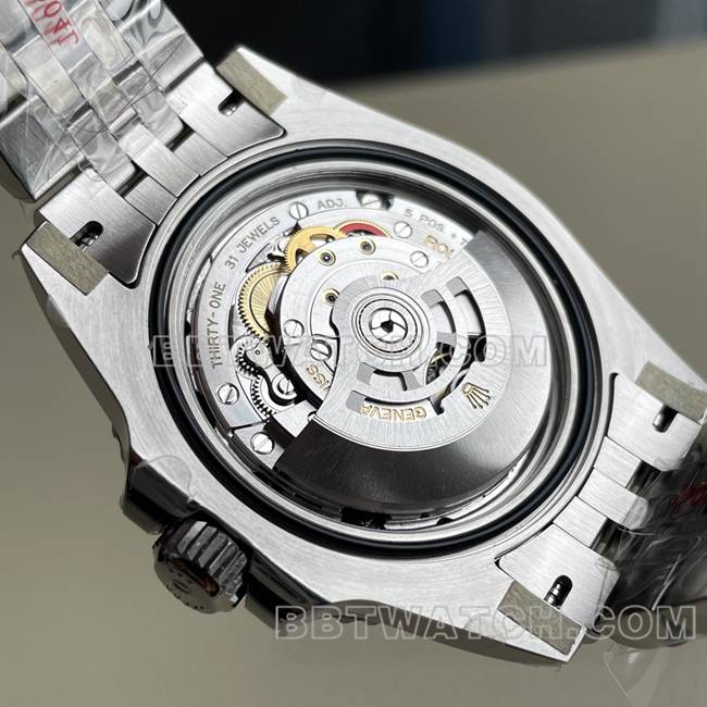 最优复刻手表ERF厂格林尼治劳力士黑盘黑灰圈3285机械背面实拍图