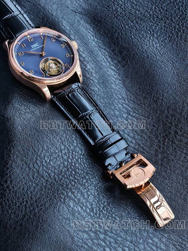 1:1复刻手表TUR厂万国葡萄牙玫瑰金蓝盘陀飞轮表带实拍图