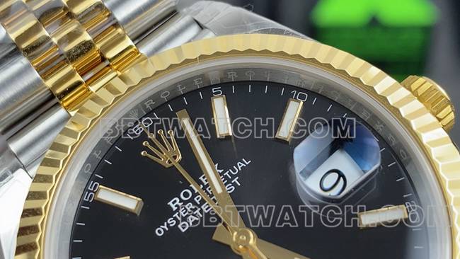 超级克隆手表日志VS厂劳力士黑盘3235机械41mm正面实拍图