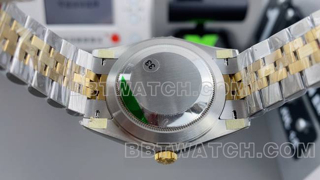 超级克隆手表日志VS厂劳力士黑盘3235机械41mm背面实拍图