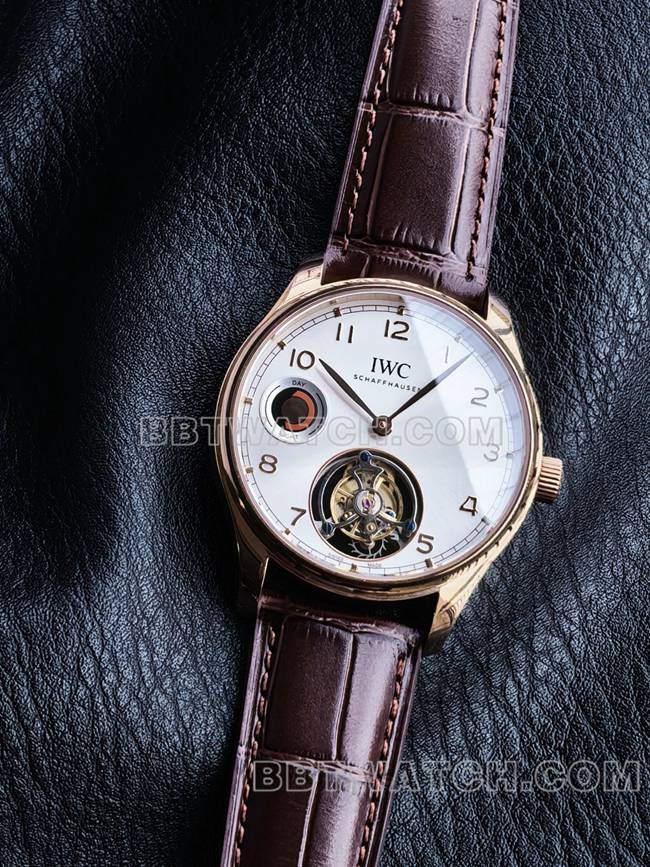 最佳复刻手表TUR厂万国葡萄牙玫瑰金白盘陀飞轮正面实拍图