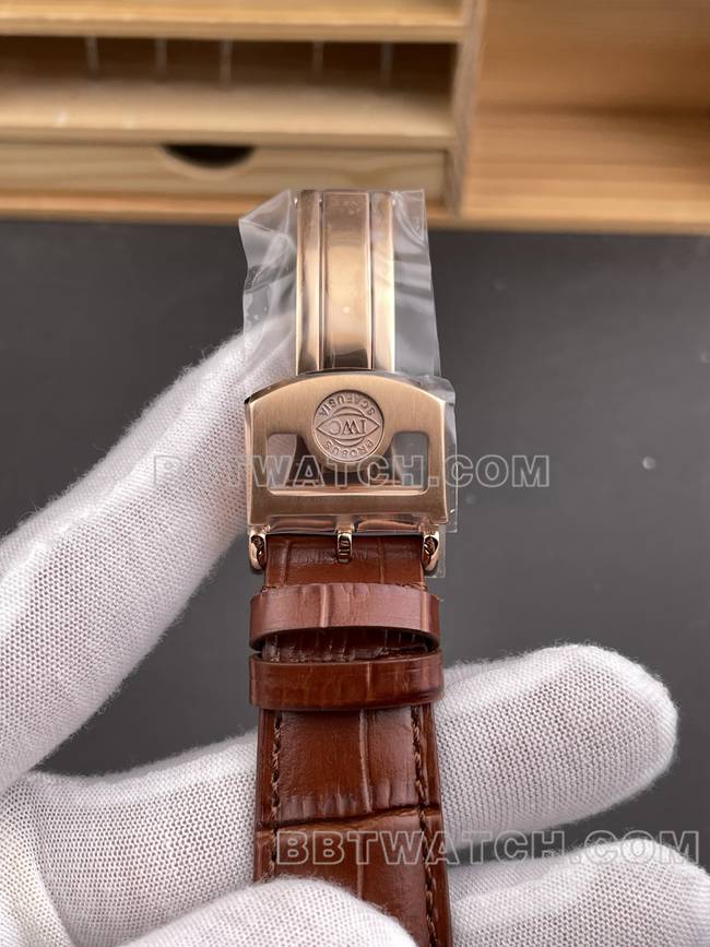 最佳复刻手表葡萄牙APS厂万国万年历灰盘玫瑰金表扣实拍图