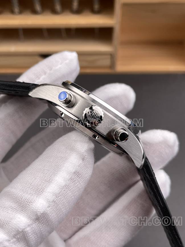 超级克隆手表APS厂飞行员万国黑盘计时皮革表带正侧面实拍图