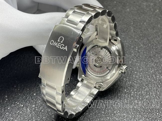 最优复刻手表VS厂海马白盘8800机械39.5mm表带实拍图