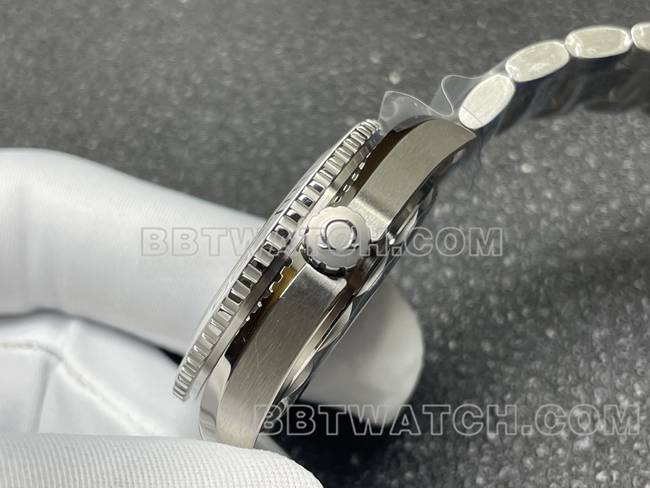 最优复刻手表VS厂海马白盘8800机械39.5mm侧面实拍图