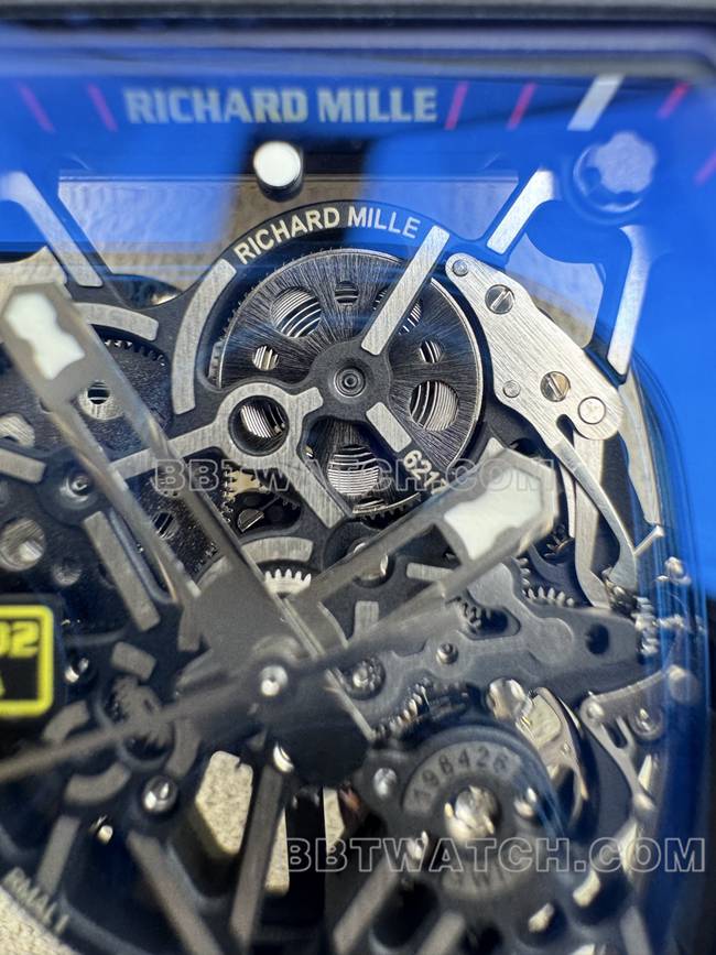 最优复刻手表APS厂理查德米勒碳纤维红圈RM35-02机芯实拍图
