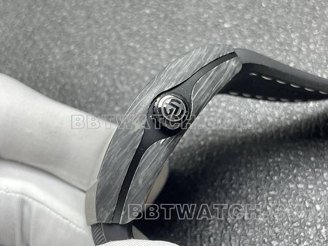 法兰克穆勒ABF厂最佳复刻手表V45黑盘黑壳皮革表带侧面实拍图