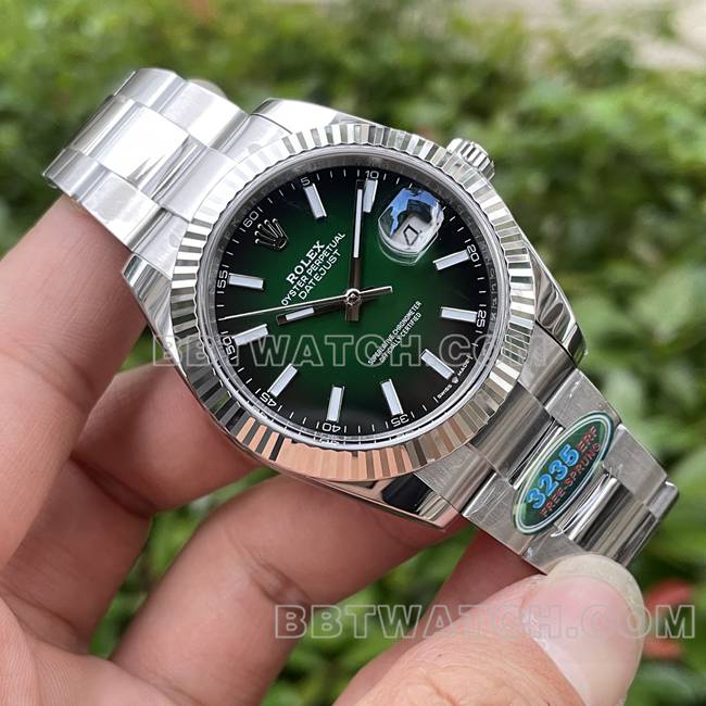顶级复刻手表日志ERF厂劳力士绿盘3235机械41mm正面实拍图