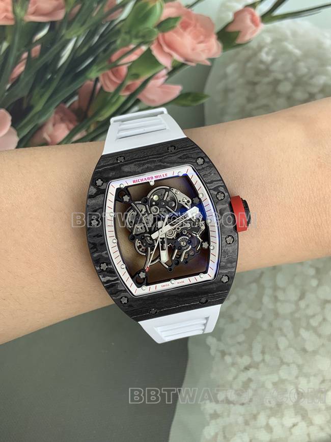 超级克隆APS厂理查德米勒碳纤维白色橡胶表带RM055佩戴实拍图
