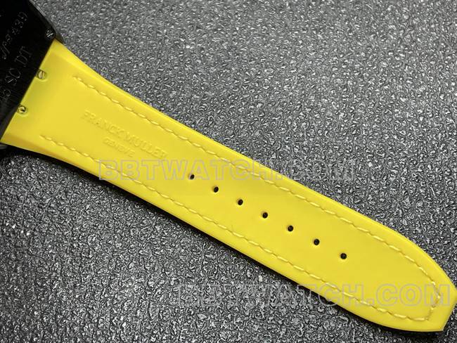 法兰克穆勒顶级复刻手表ABF厂V45黑盘黑壳黄色皮革表带表带实拍图