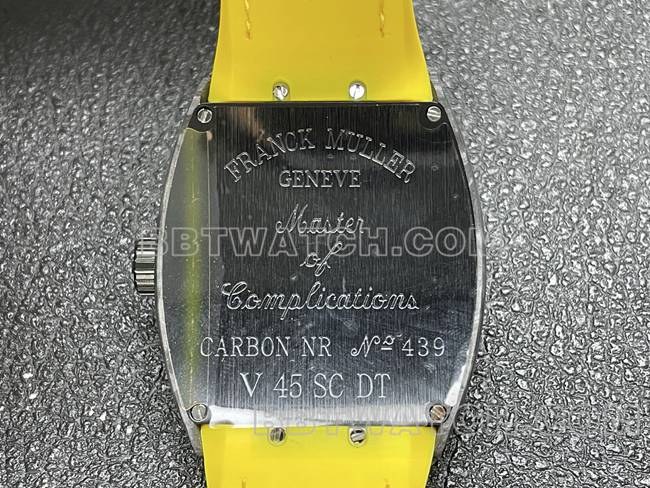 法兰克穆勒顶级复刻手表ABF厂V45黑盘黑壳黄色皮革表带背面实拍图