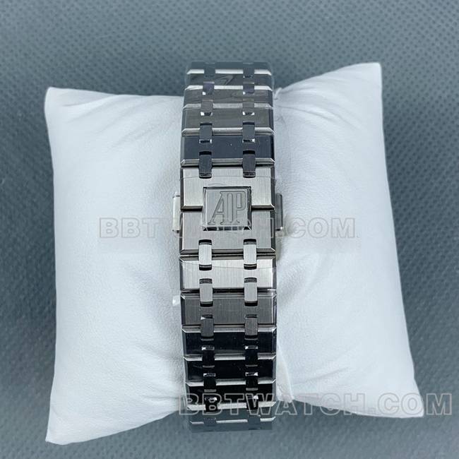 顶级复刻手表皇家橡树APS厂爱彼蓝盘26331表带实拍图