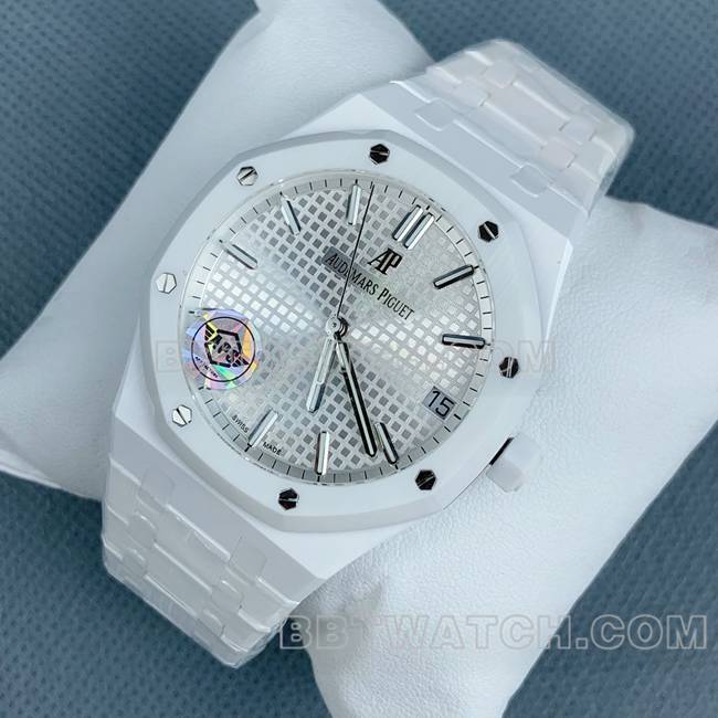 最优复刻手表皇家橡树APS厂爱彼银盘白陶瓷15500正面实拍图