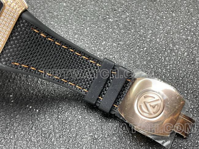 顶级复刻手表V45法兰克穆勒ABF厂钻盘金钻壳皮革表带表带实拍图