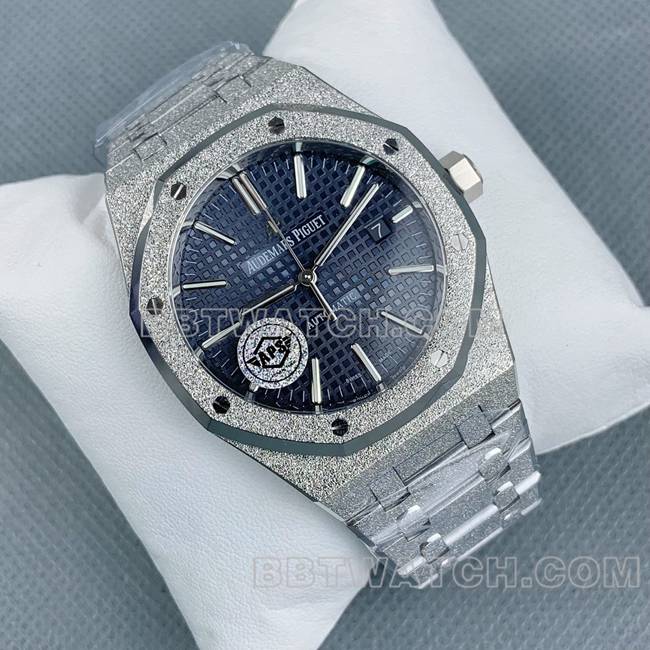 1:1复刻手表皇家橡树APS厂爱彼蓝盘霜金15410正面实拍图