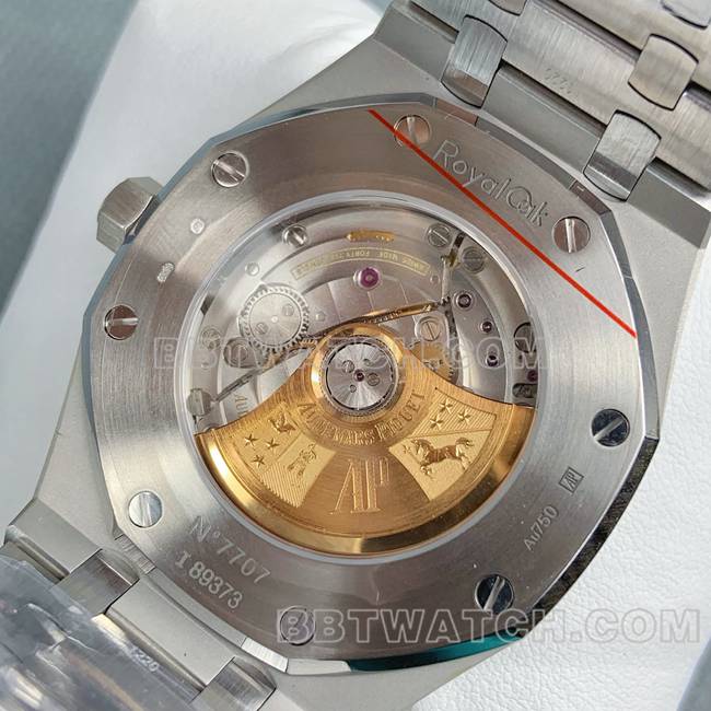 1:1复刻手表皇家橡树APS厂爱彼蓝盘霜金15410背面实拍图