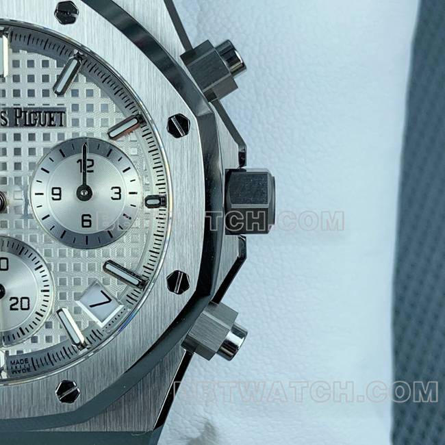 超级克隆手表皇家橡树APS厂爱彼银盘26240正面实拍图