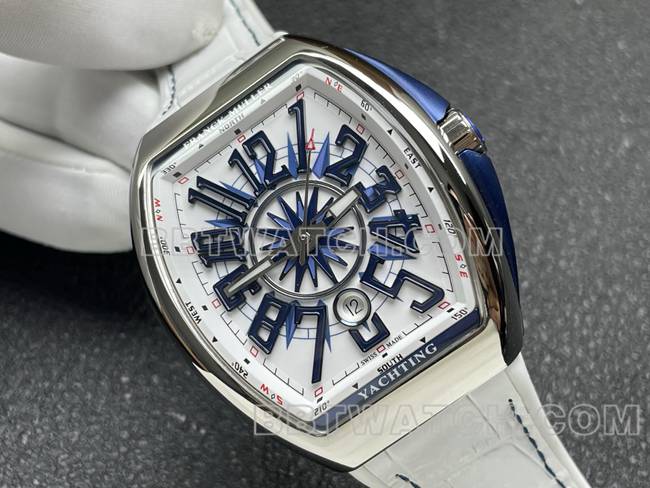 1:1复刻手表V45法兰克穆勒ABF厂白盘白色皮革表带正面实拍图