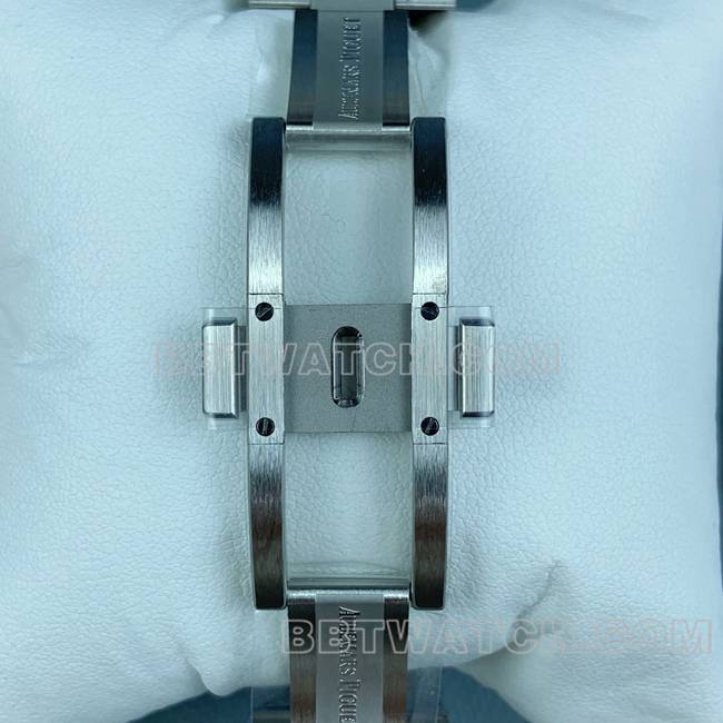 超级克隆手表皇家橡树APS厂爱彼银盘26240表扣实拍图