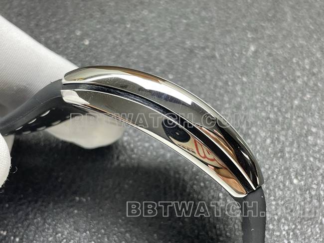 超级克隆手表V45法兰克穆勒ABF厂黑盘皮革表带侧面实拍图