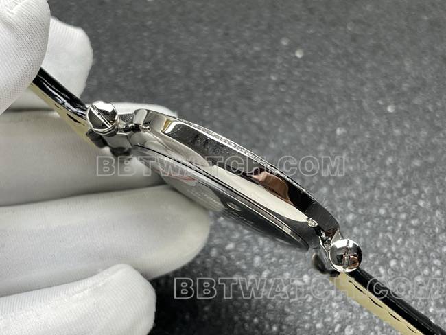 1:1复刻手表法兰克穆勒石英ABF厂黑盘钻圈黑色皮革表带侧面实拍图