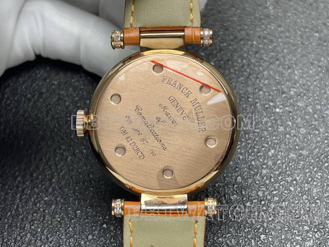 超级克隆手表法兰克穆勒石英ABF厂黑盘金钻圈橙色皮革表带背面实拍图