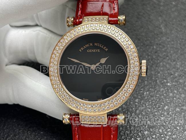 最佳复刻手表法兰克穆勒石英ABF厂黑盘金钻圈红色皮革表带正面实拍图